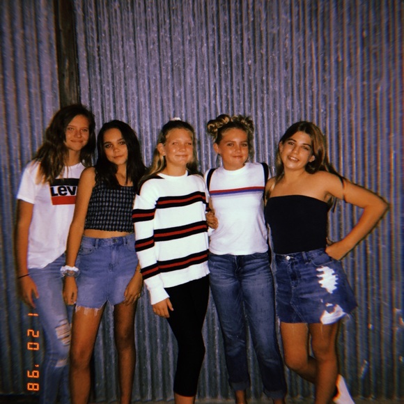 Meet your Posher, Taylor - Picture 1 of 1